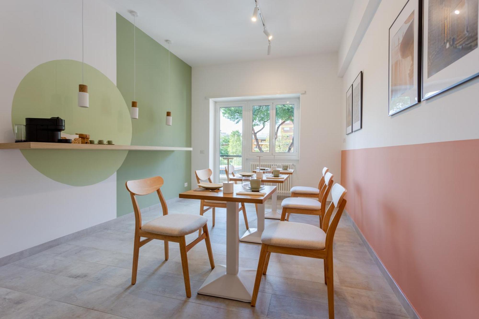633 Appia Design * Rom